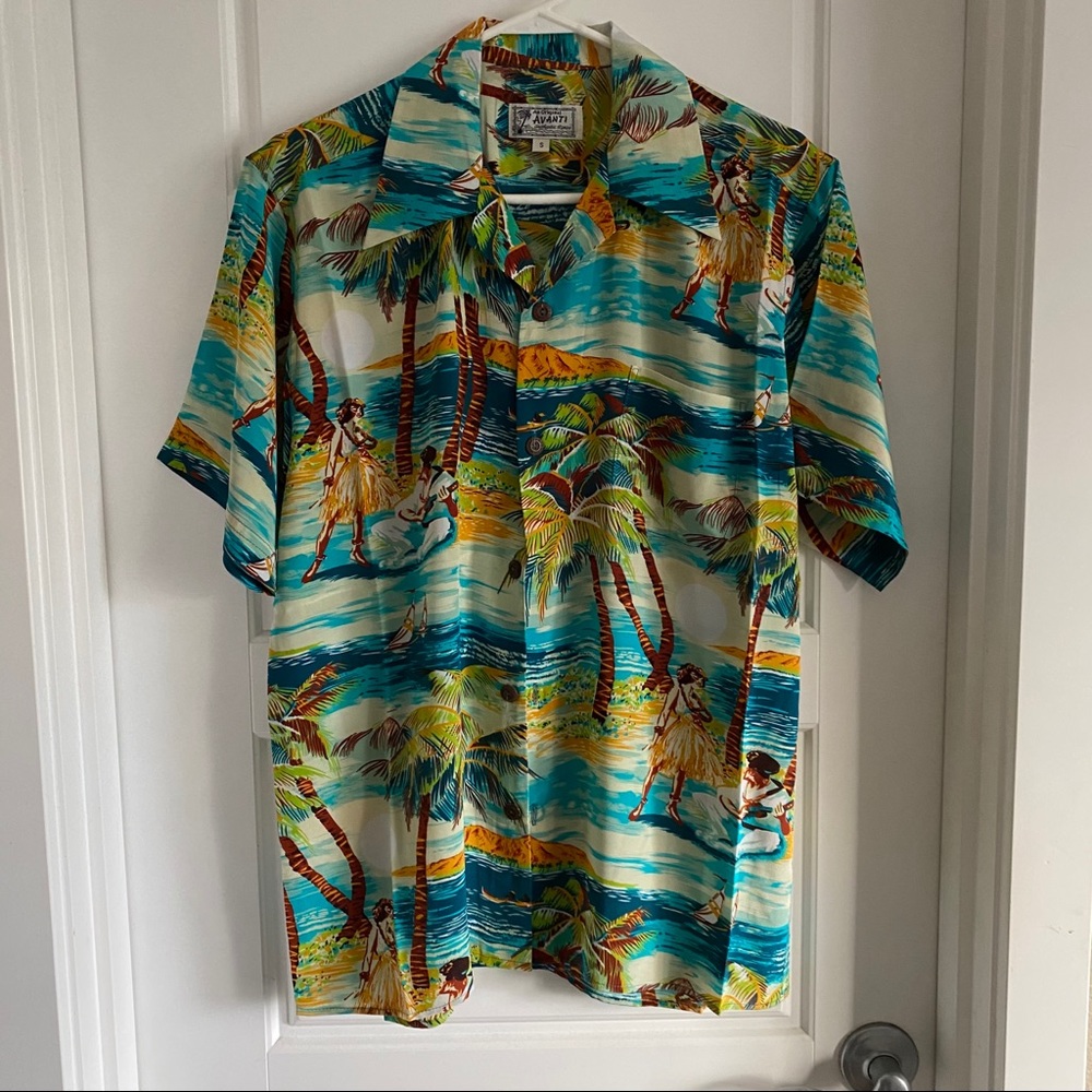 Avanti Aloha Shirt (Sunset Hula)